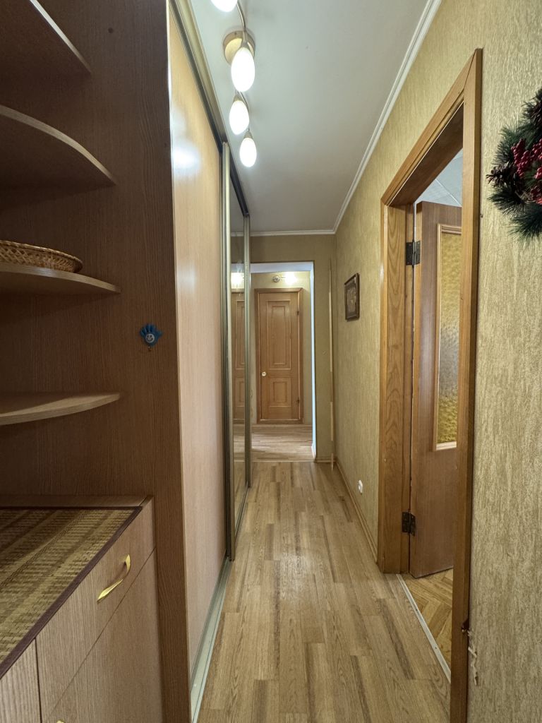 Продажа 3-комнатной квартиры, Саратов, Деловая ул,  26А