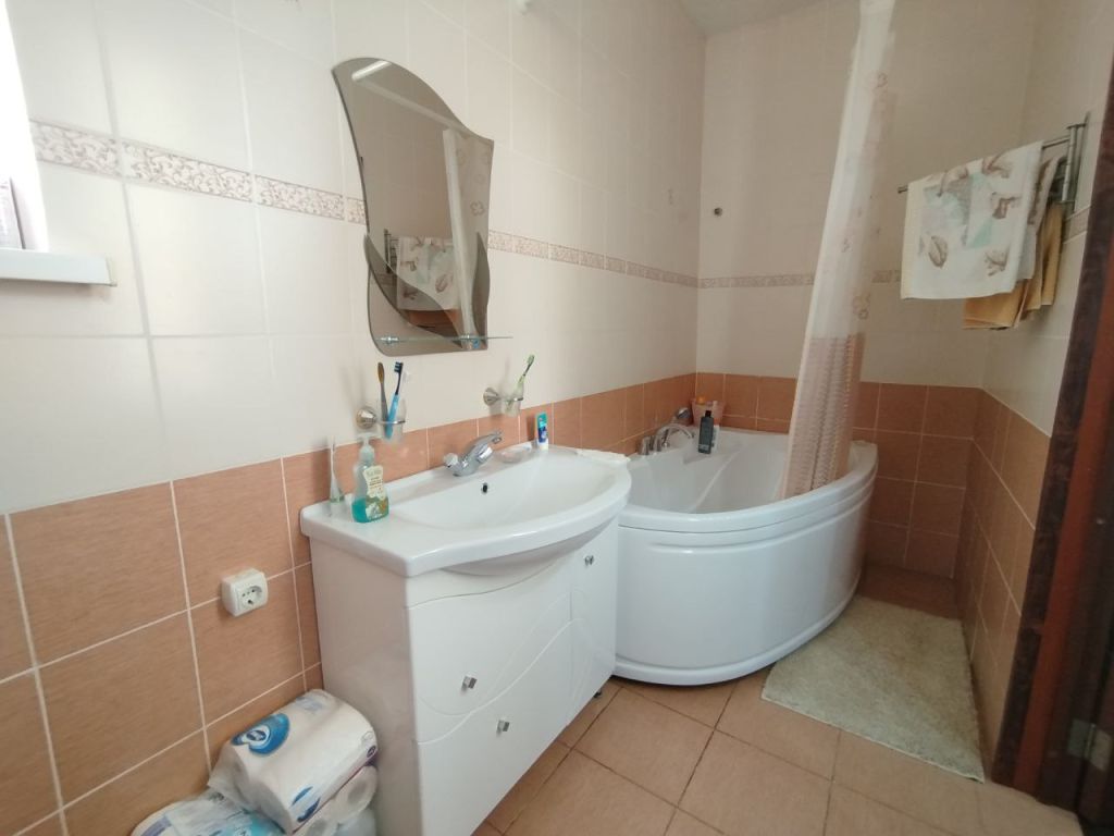 Продажа дома, 250м <sup>2</sup>, 6 сот., Красное-на-Волге, Пролетарская,  40