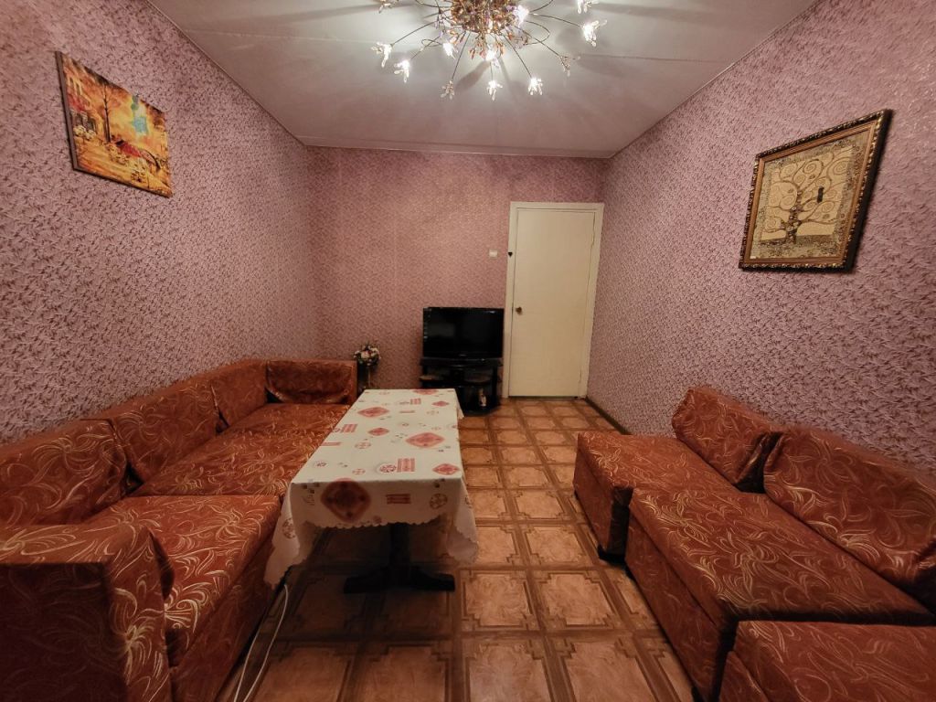 Продажа 2-комнатной квартиры, Кострома, Самоковская ул,  4