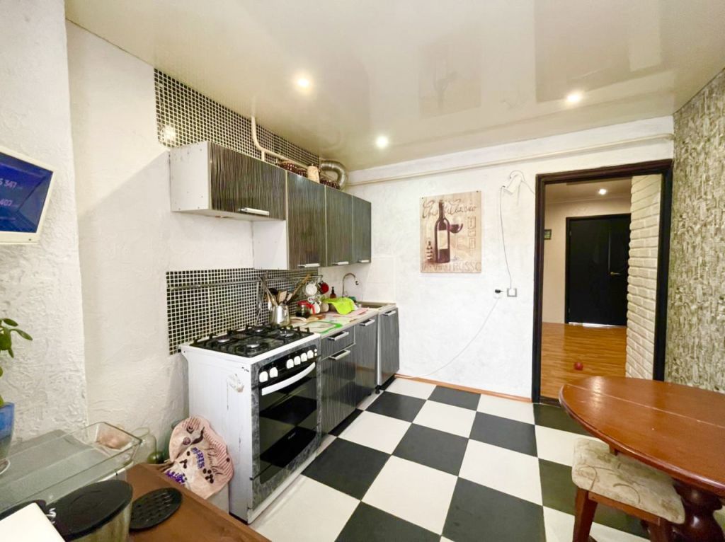 Продажа 4-комнатной квартиры, Переславль-Залесский, Октябрьская ул,  27