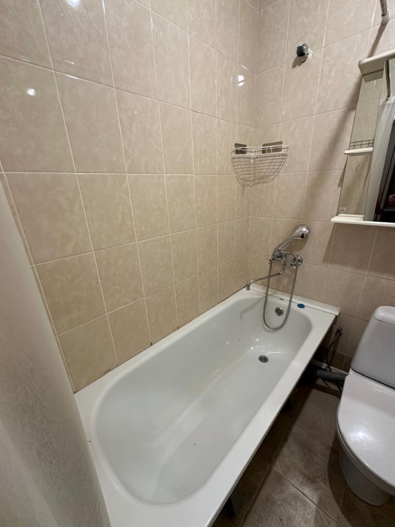 Продажа 1-комнатной квартиры, Ессентуки, Кисловодская ул,  116