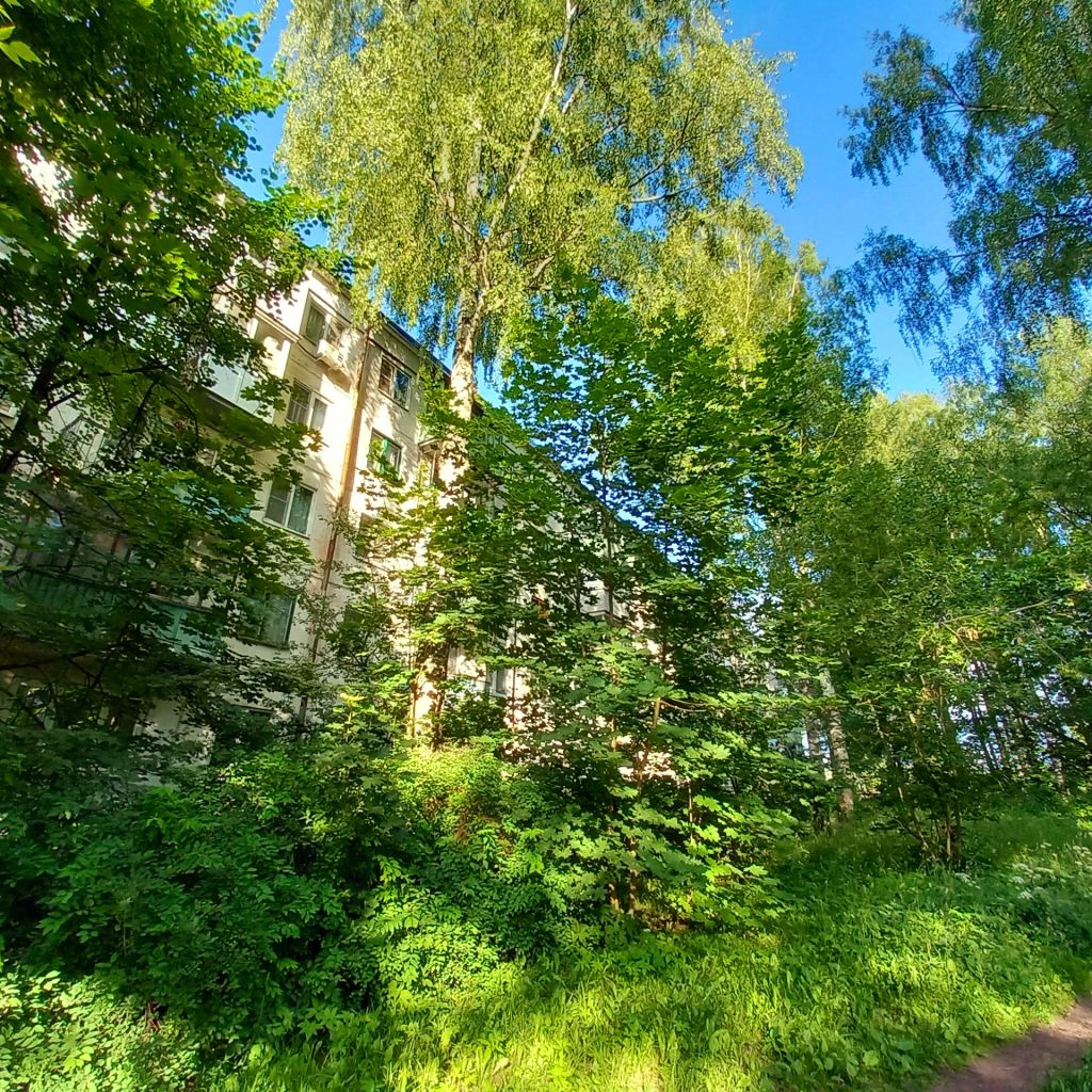 Продажа 3-комнатной квартиры, Кострома, Черноречье мкр,  14