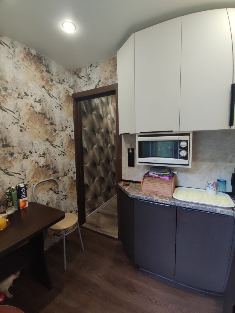 Продажа 3-комнатной квартиры, Нижний Новгород, Героев пр-кт,  37