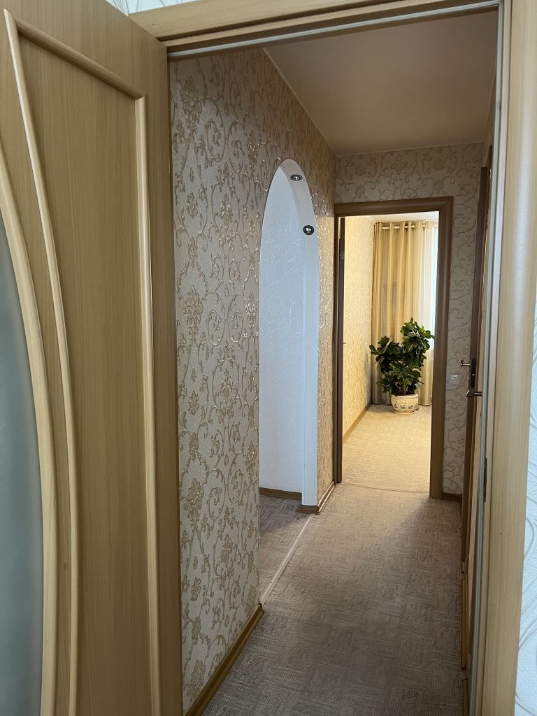 Продажа 3-комнатной квартиры, Энгельс, Фридриха Энгельса пр-кт,  16