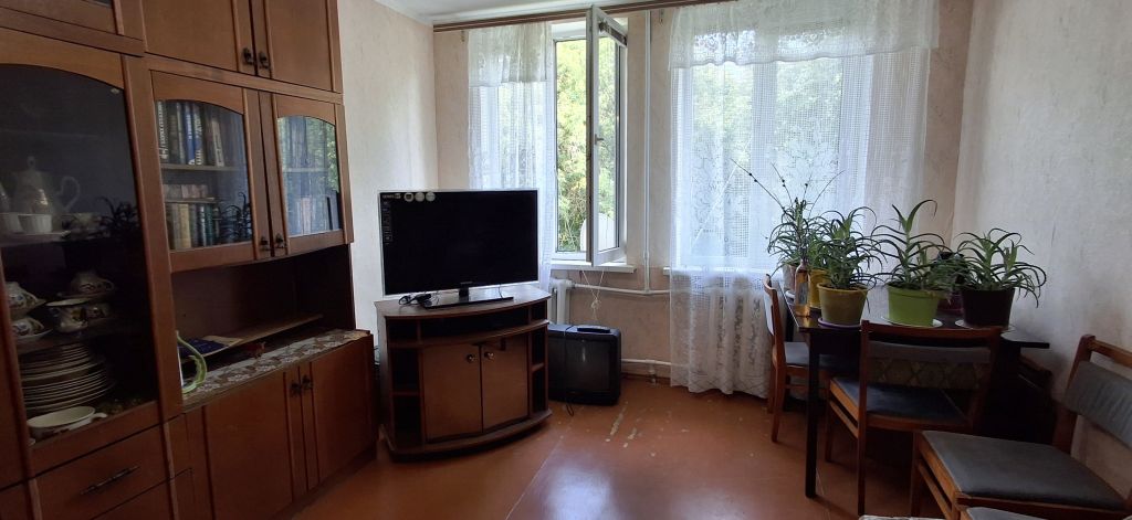 Продажа 2-комнатной квартиры, Донской, Садовая ул.,  24