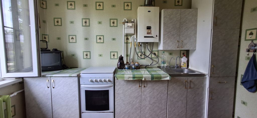 Продажа 2-комнатной квартиры, Донской, Садовая ул.,  24