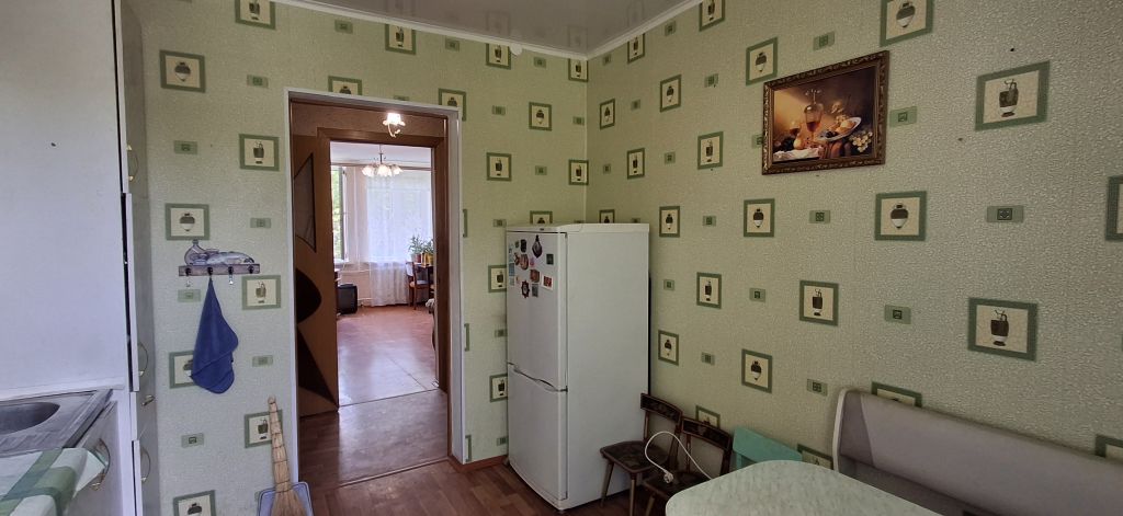 Продажа 2-комнатной квартиры, Донской, Садовая ул.,  24