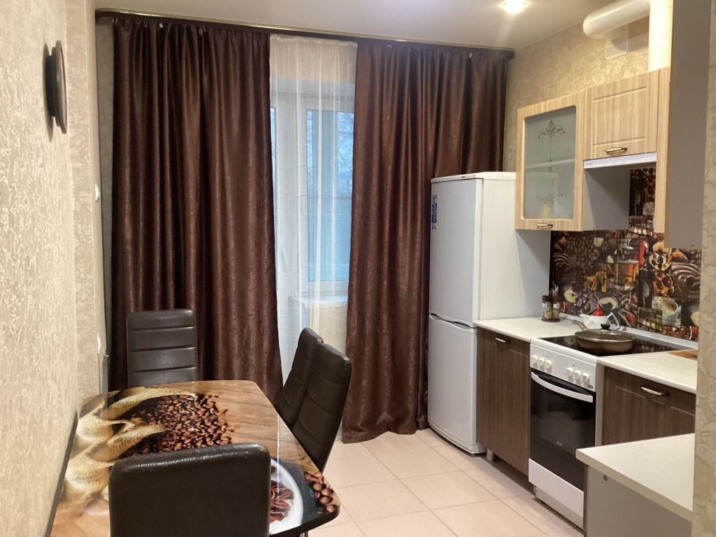 Продажа 1-комнатной квартиры, Саратов, Орджоникидзе ул,  42А