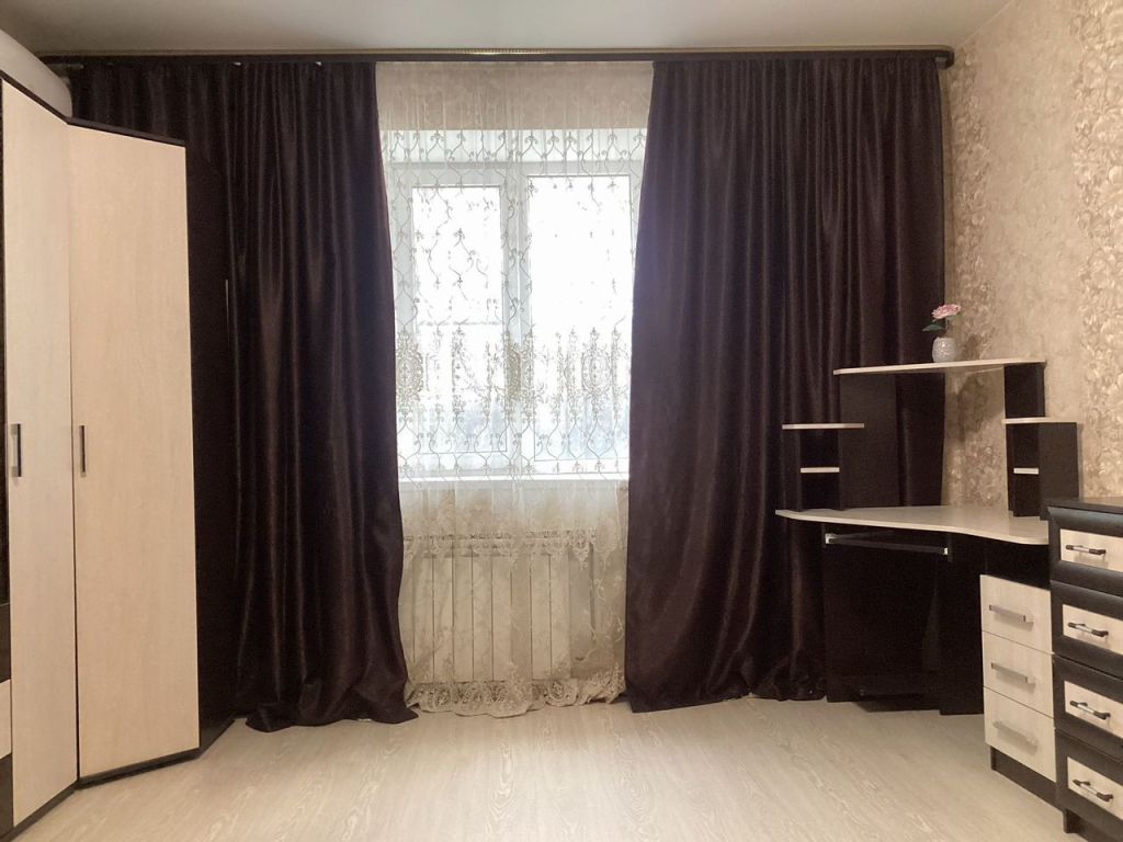 Продажа 1-комнатной квартиры, Саратов, Орджоникидзе ул,  42А