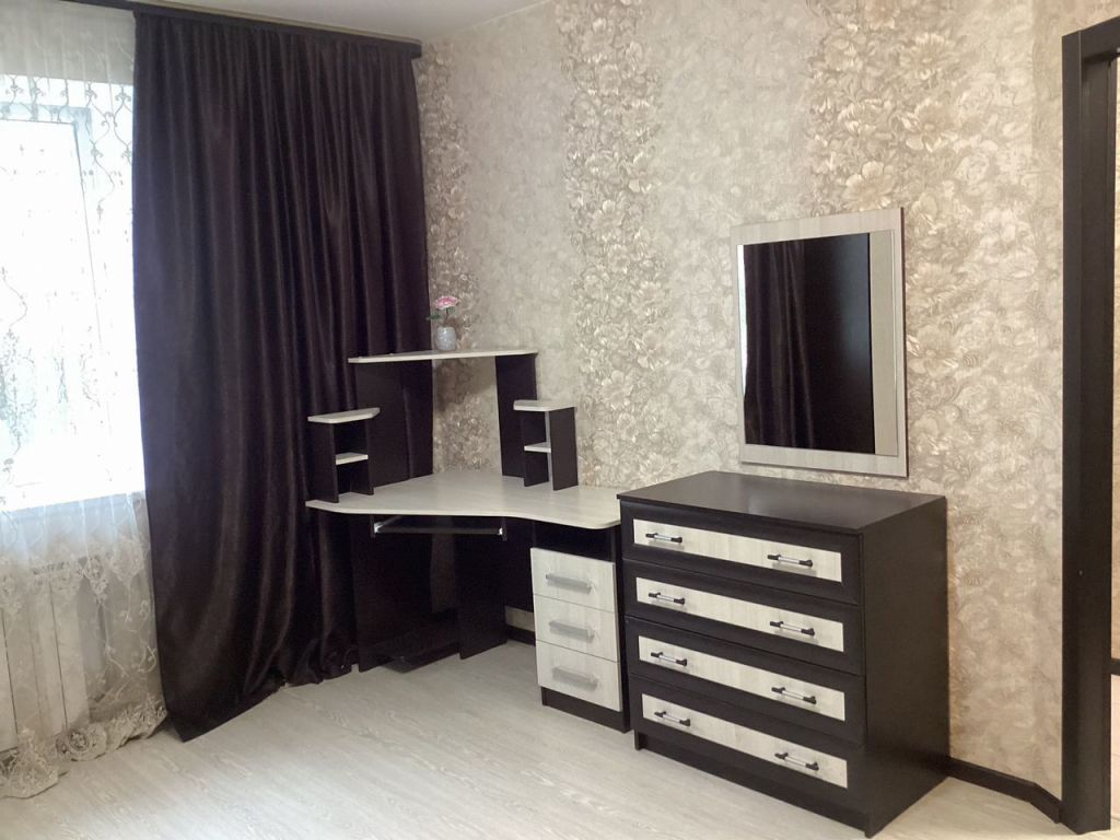 Продажа 1-комнатной квартиры, Саратов, Орджоникидзе ул,  42А