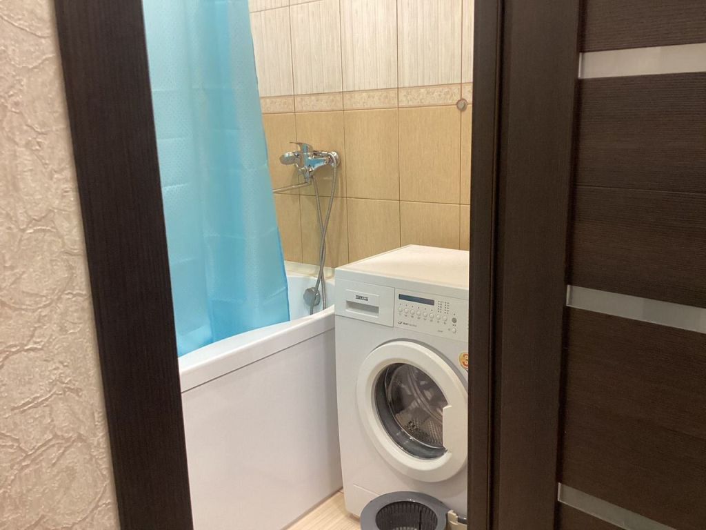 Продажа 1-комнатной квартиры, Саратов, Орджоникидзе ул,  42А