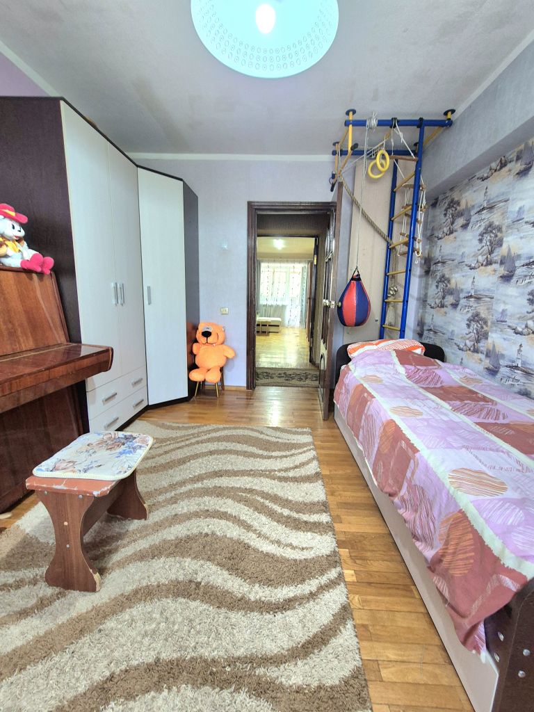 Продажа 5-комнатной квартиры, Иваново, Павленко ул,  11