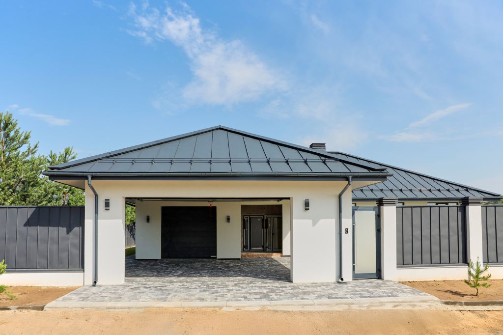 Продажа дома, 190м <sup>2</sup>, 8 сот., Лесная поляна, Бирюзовая улица,  1