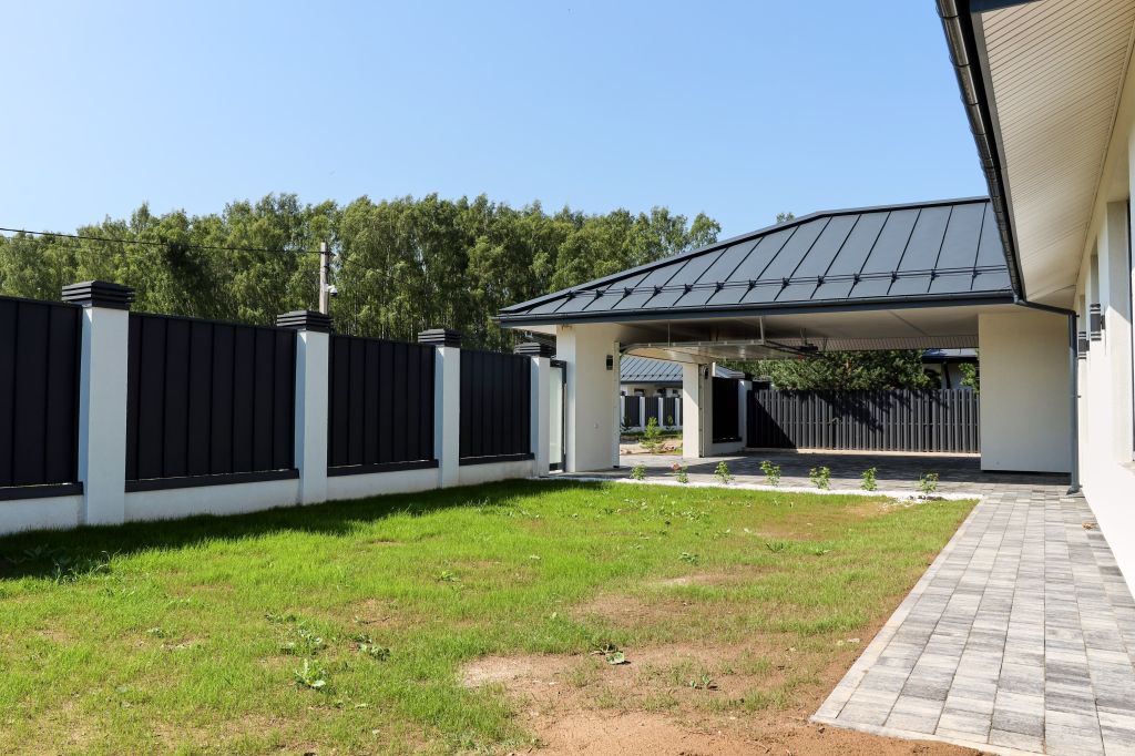 Продажа дома, 190м <sup>2</sup>, 8 сот., Лесная поляна, Бирюзовая улица,  1