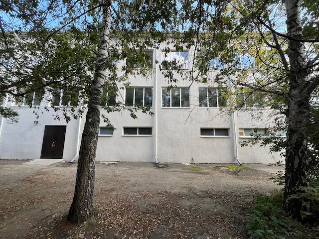 Продажа коммерческой недвижимости, 1210м <sup>2</sup>, Пенза, Аустрина ул,  100а