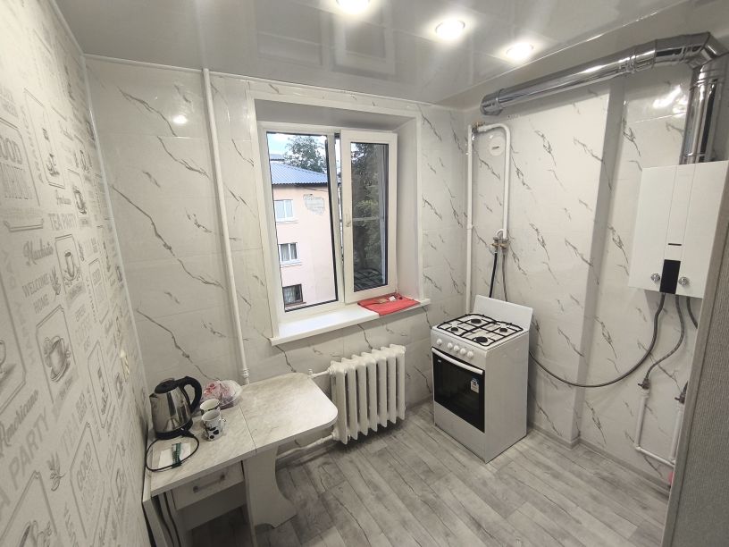 Продажа 2-комнатной квартиры, Нижний Новгород, Спутника ул,  18