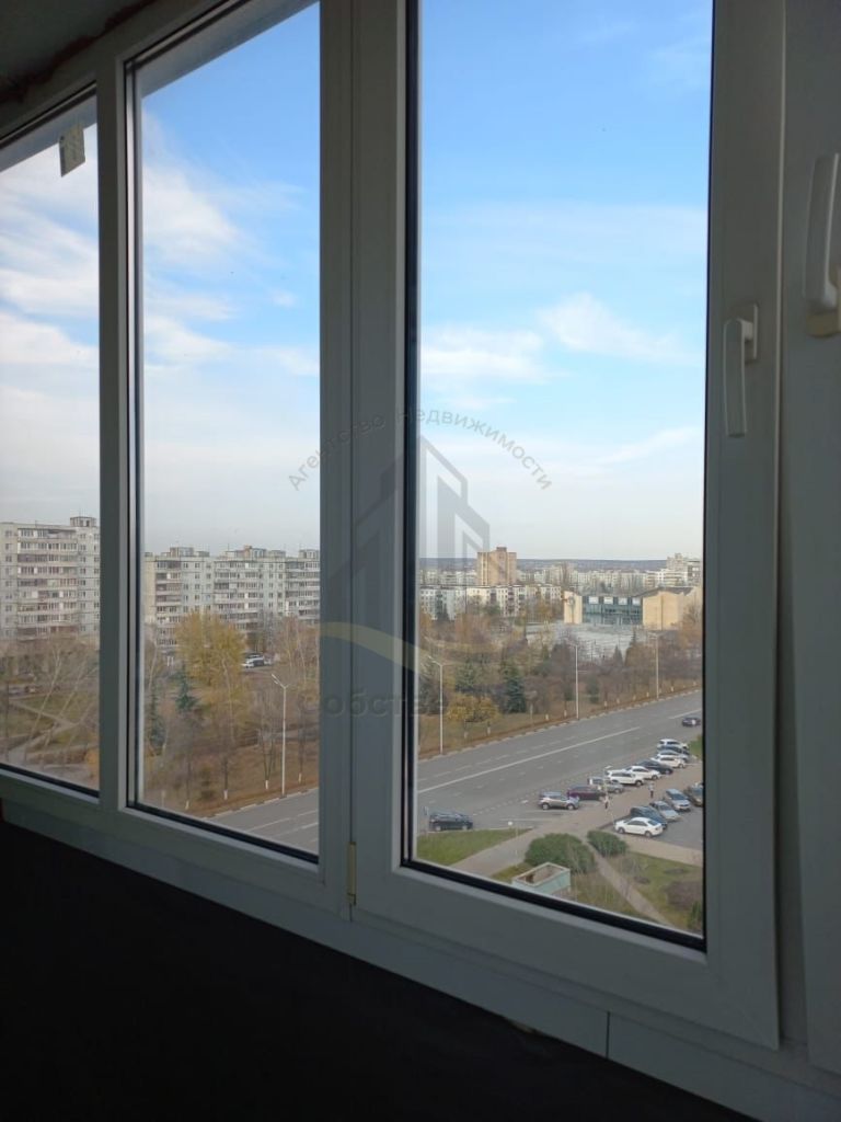 Аренда 1-комнатной квартиры, Старый Оскол, Олимпийский мкр,  56