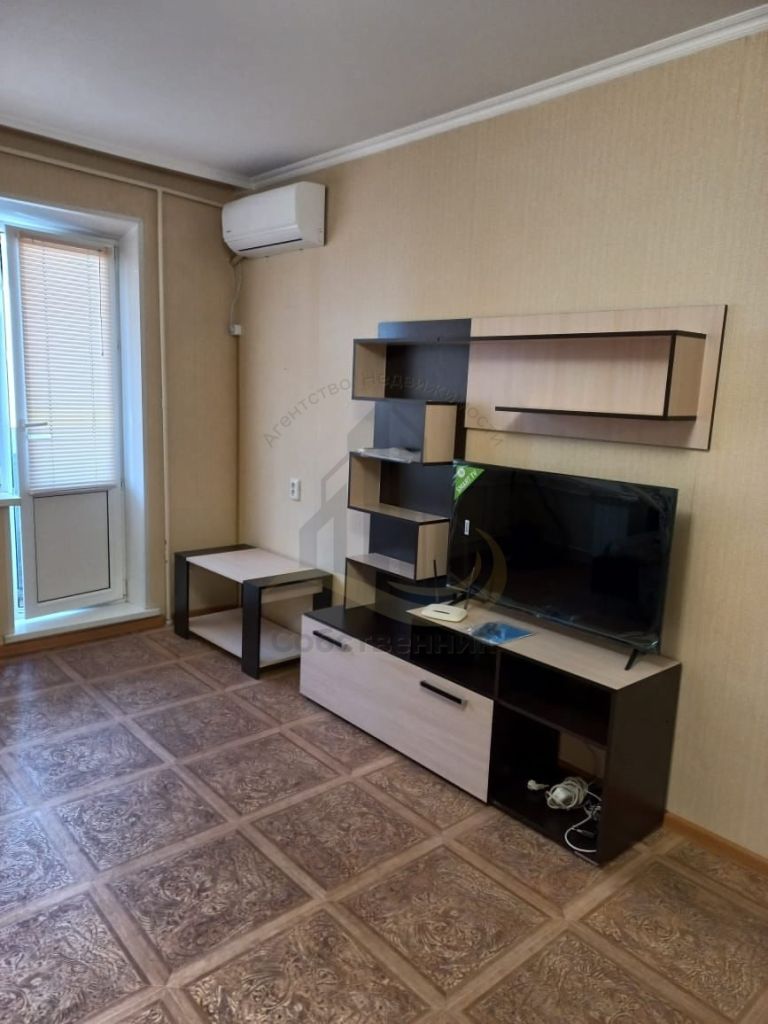 Аренда 1-комнатной квартиры, Старый Оскол, Олимпийский мкр,  56