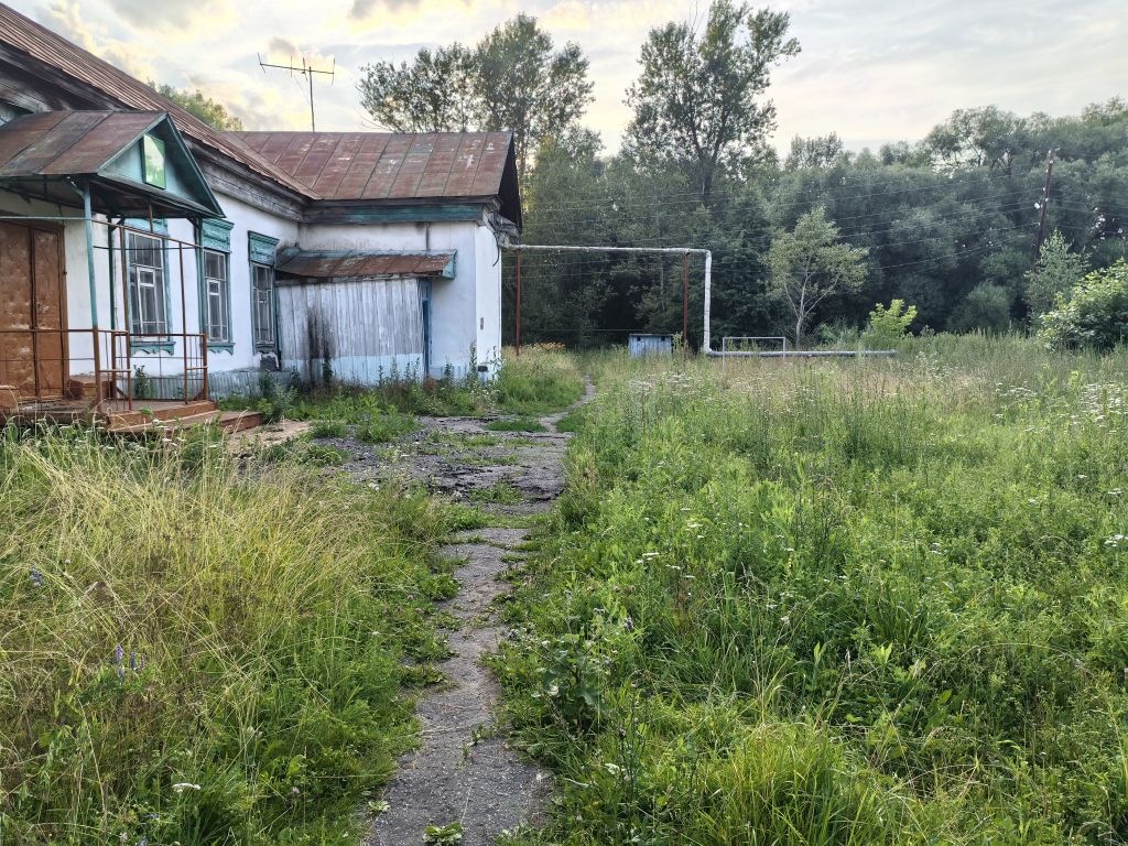 Продажа коммерческой недвижимости, 308м <sup>2</sup>, Лесной Вьяс, Набережная,  64