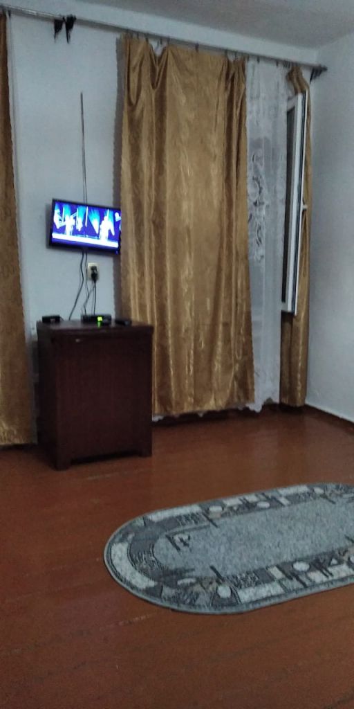 Продажа 2-комнатной квартиры, Малороссийский, Мичурина,  27