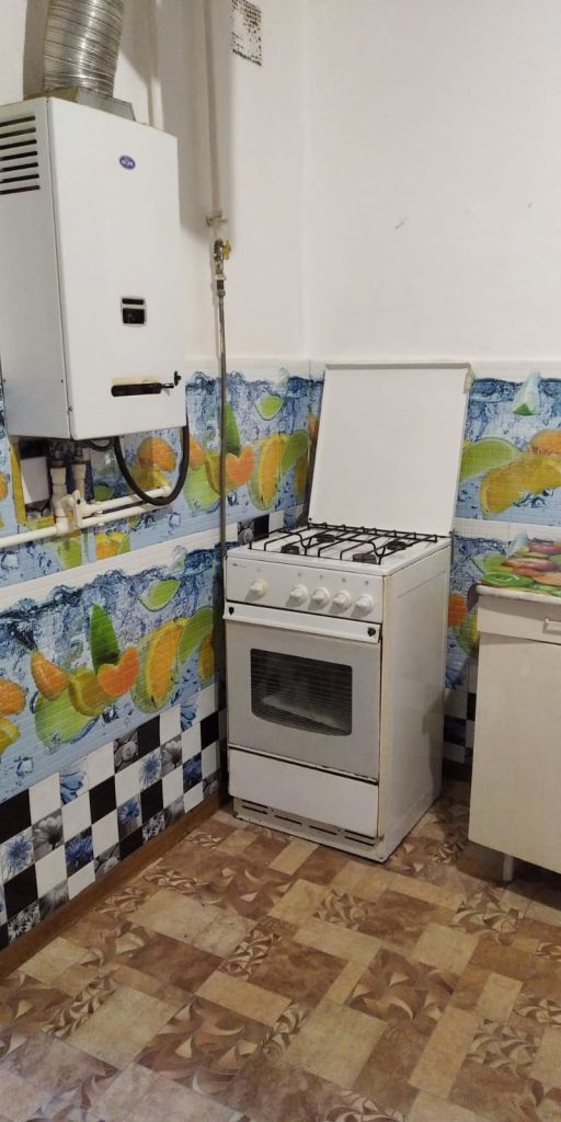 Продажа 2-комнатной квартиры, Малороссийский, Мичурина,  27