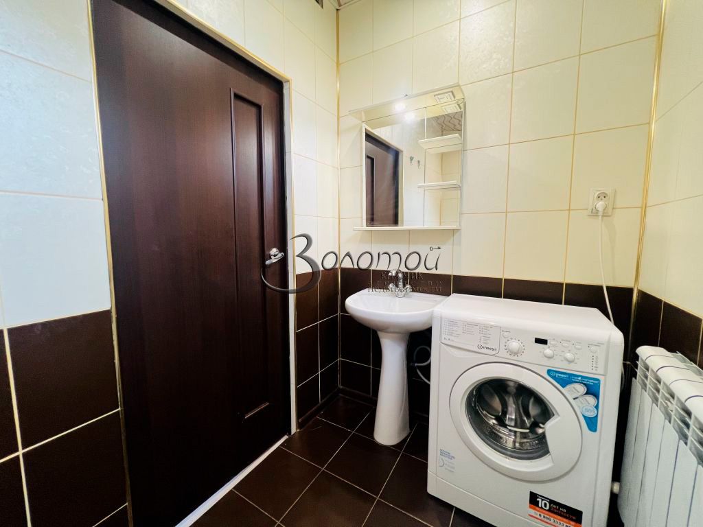 Продажа 2-комнатной квартиры, Кисловодск, Солнечный пер,  18
