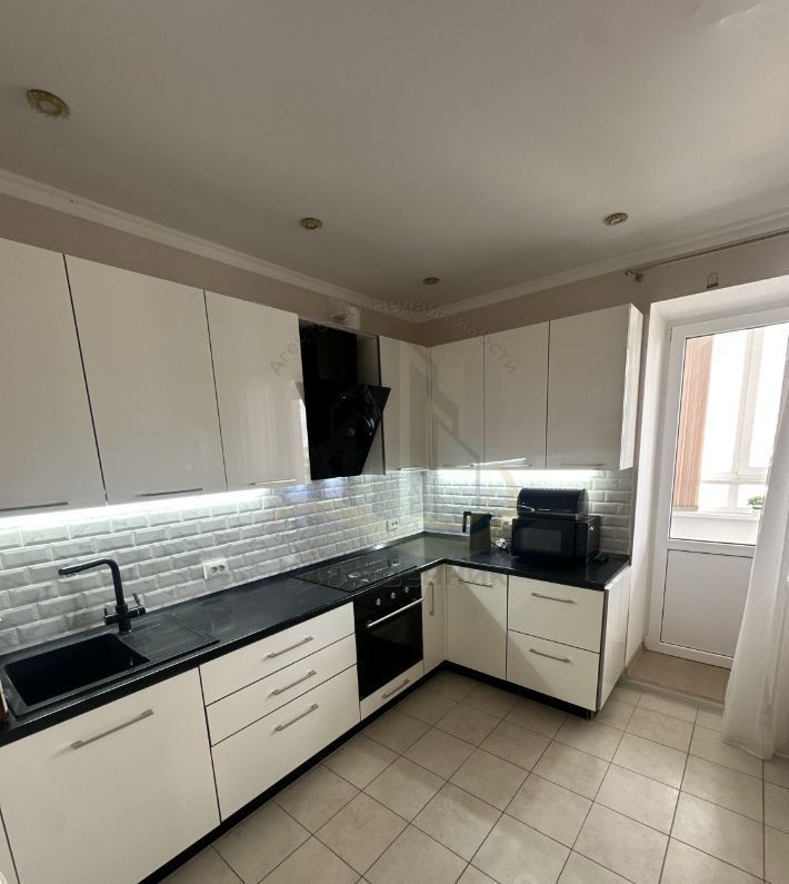 Аренда 3-комнатной квартиры, Старый Оскол, Степной мкр,  27