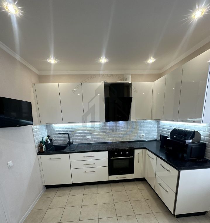 Аренда 3-комнатной квартиры, Старый Оскол, Степной мкр,  27