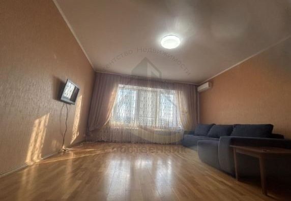 Аренда 3-комнатной квартиры, Старый Оскол, Жукова мкр,  18