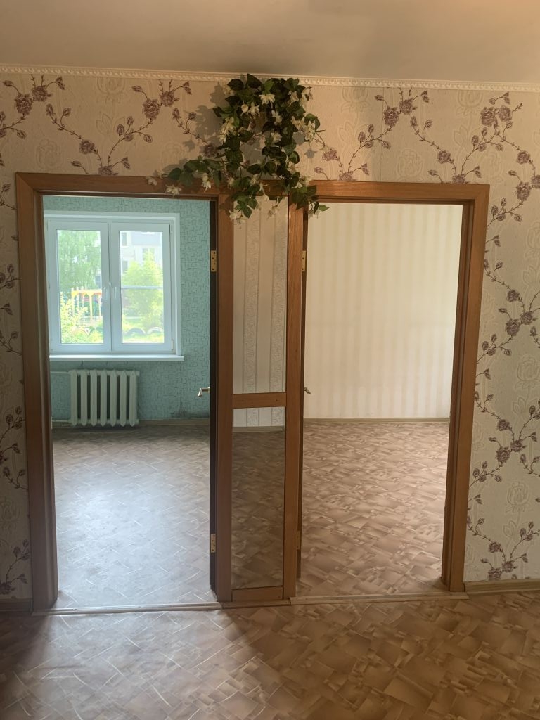 Продажа 3-комнатной квартиры, Ново-Талицы, Школьная Улица,  6