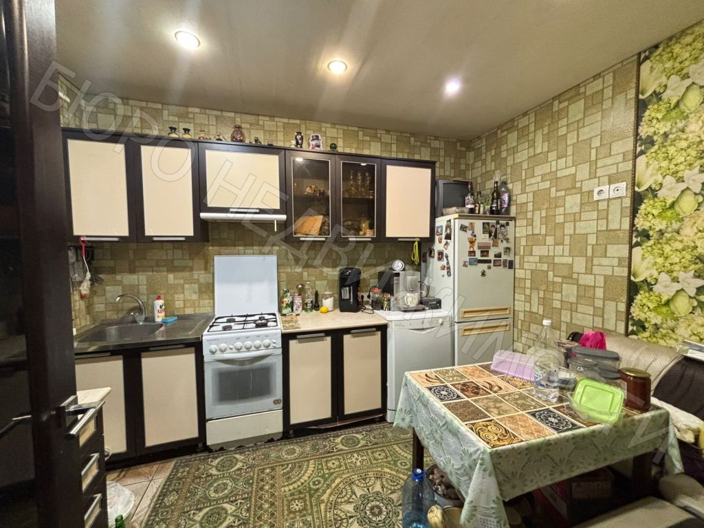 Продажа дома, 139м <sup>2</sup>, 10 сот., Балашов, Луначарского ул,  45