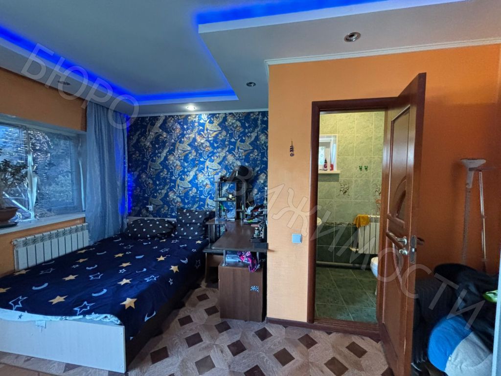 Продажа дома, 139м <sup>2</sup>, 10 сот., Балашов, Луначарского ул,  45