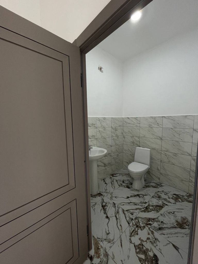 Аренда коммерческой недвижимости, 246м <sup>2</sup>, Светлоград, Московская ул,  2А