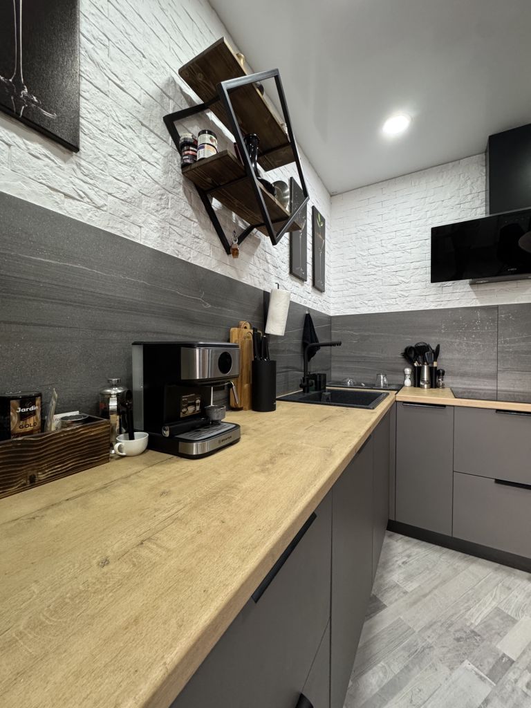 Продажа 3-комнатной квартиры, Саратов, Лунная ул,  30А