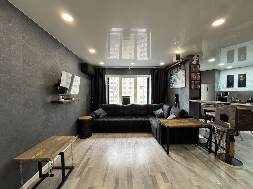 Продажа 3-комнатной квартиры, Саратов, Лунная ул,  30А