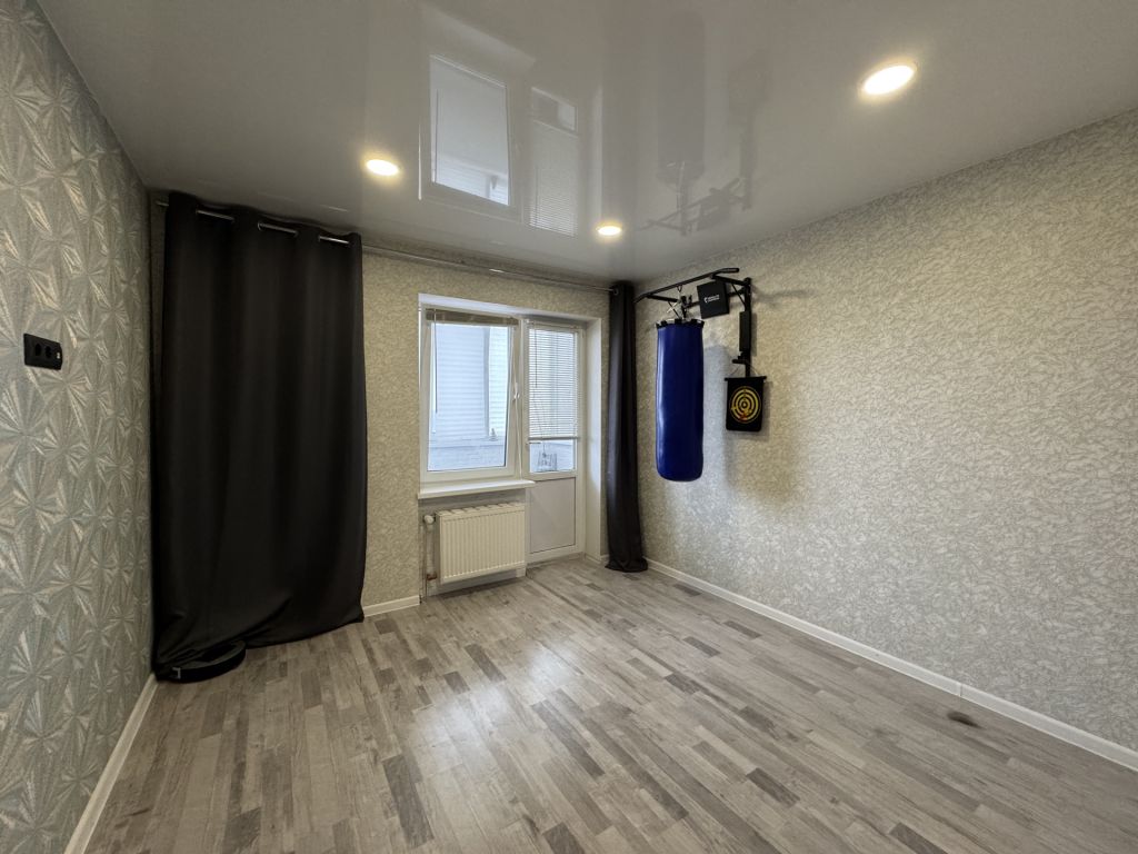 Продажа 3-комнатной квартиры, Саратов, Лунная ул,  30А