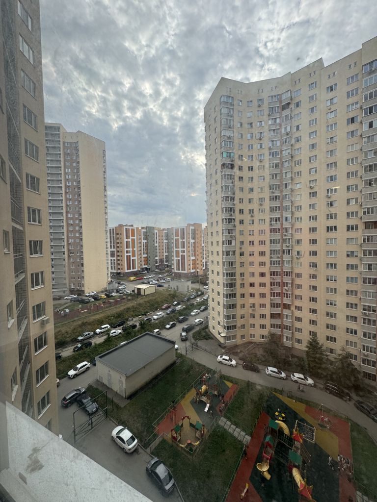 Продажа 3-комнатной квартиры, Саратов, Лунная ул,  30А