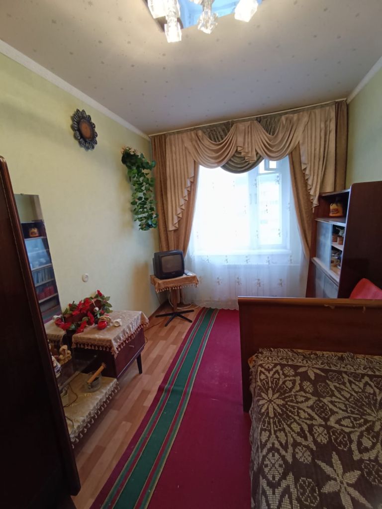 Продажа 3-комнатной квартиры, Тверь, Королева ул,  18