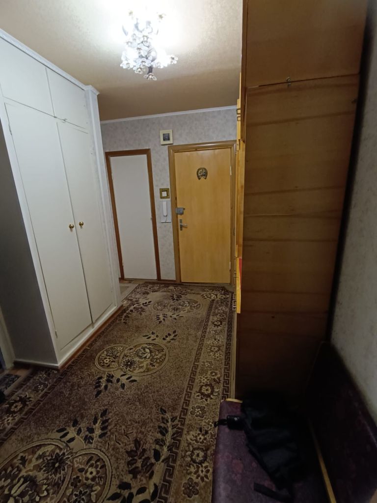 Продажа 3-комнатной квартиры, Тверь, Королева ул,  18