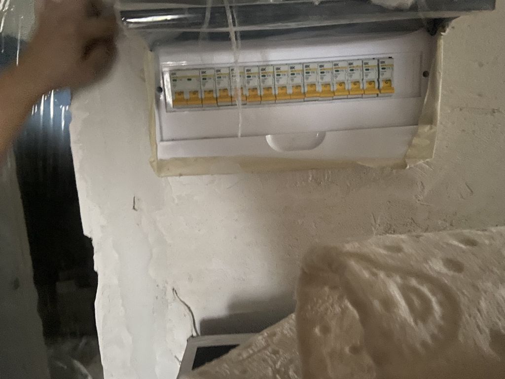 Продажа 3-комнатной квартиры, Ессентуки, Вокзальная ул,  33а