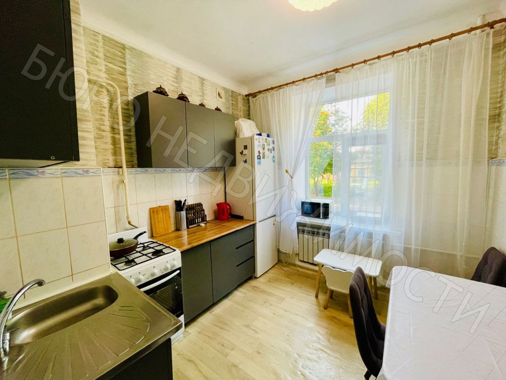 Продажа 2-комнатной квартиры, Балашов, Володарского ул,  16