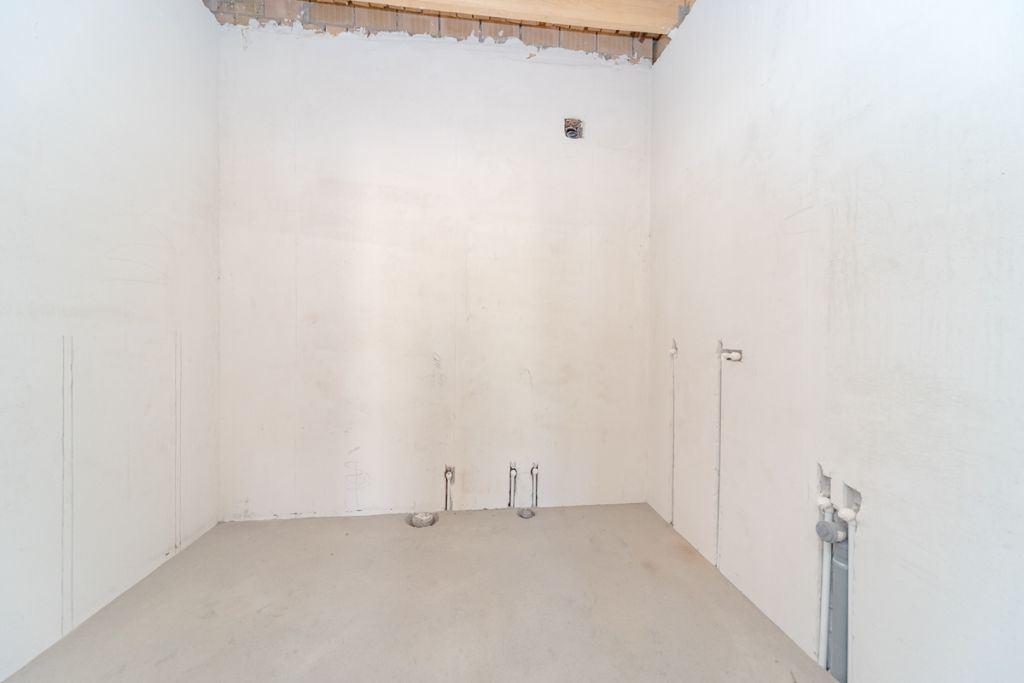 Продажа дома, 250м <sup>2</sup>, 5 сот., Алешково, Хвойная