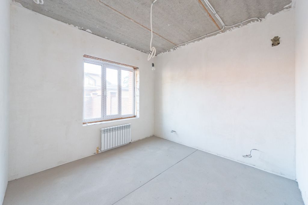 Продажа дома, 250м <sup>2</sup>, 5 сот., Алешково, Хвойная