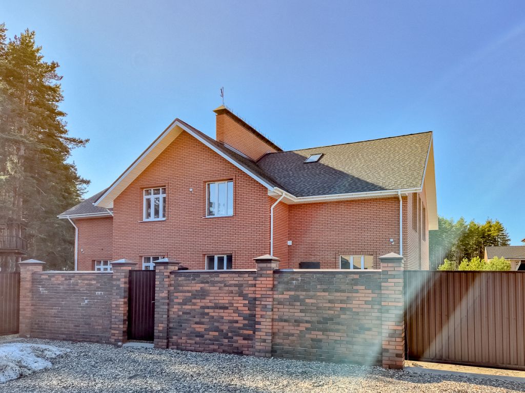 Продажа дома, 250м <sup>2</sup>, 5 сот., Алешково, Хвойная