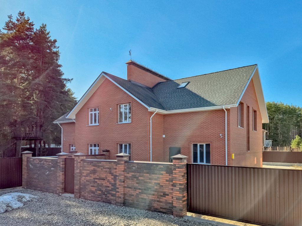 Продажа дома, 250м <sup>2</sup>, 5 сот., Алешково, Хвойная