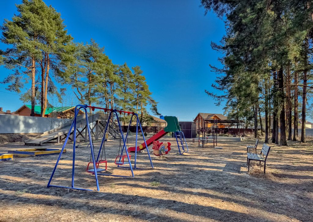 Продажа дома, 250м <sup>2</sup>, 5 сот., Алешково, Хвойная