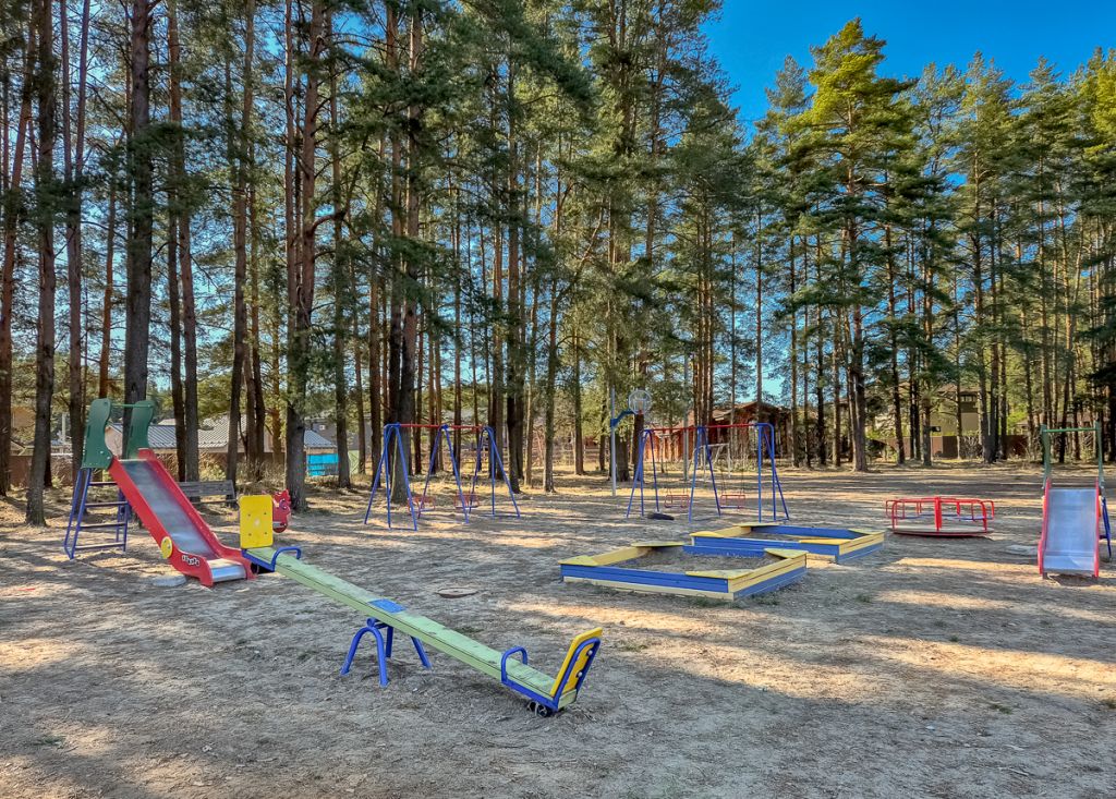 Продажа дома, 250м <sup>2</sup>, 5 сот., Алешково, Хвойная