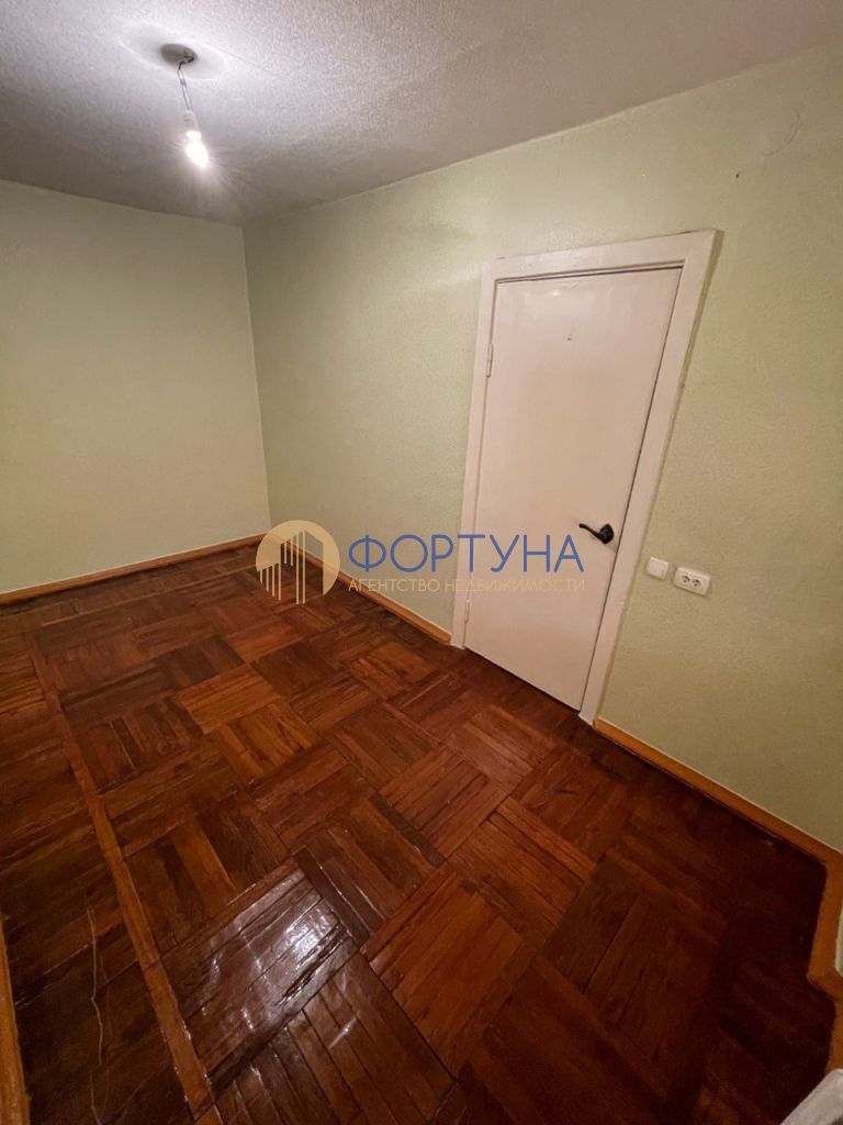 Продажа 2-комнатной квартиры, Белгород, Гражданский пр-кт,  23А