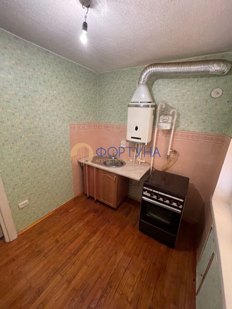 Продажа 2-комнатной квартиры, Белгород, Гражданский пр-кт,  23А