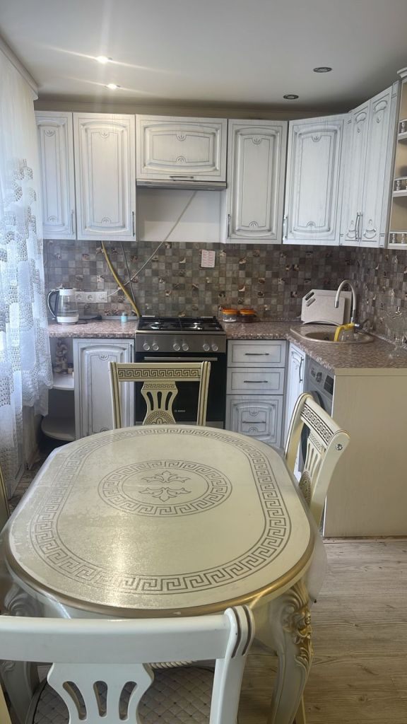 Продажа 2-комнатной квартиры, Каменка, Ворошилова,  4